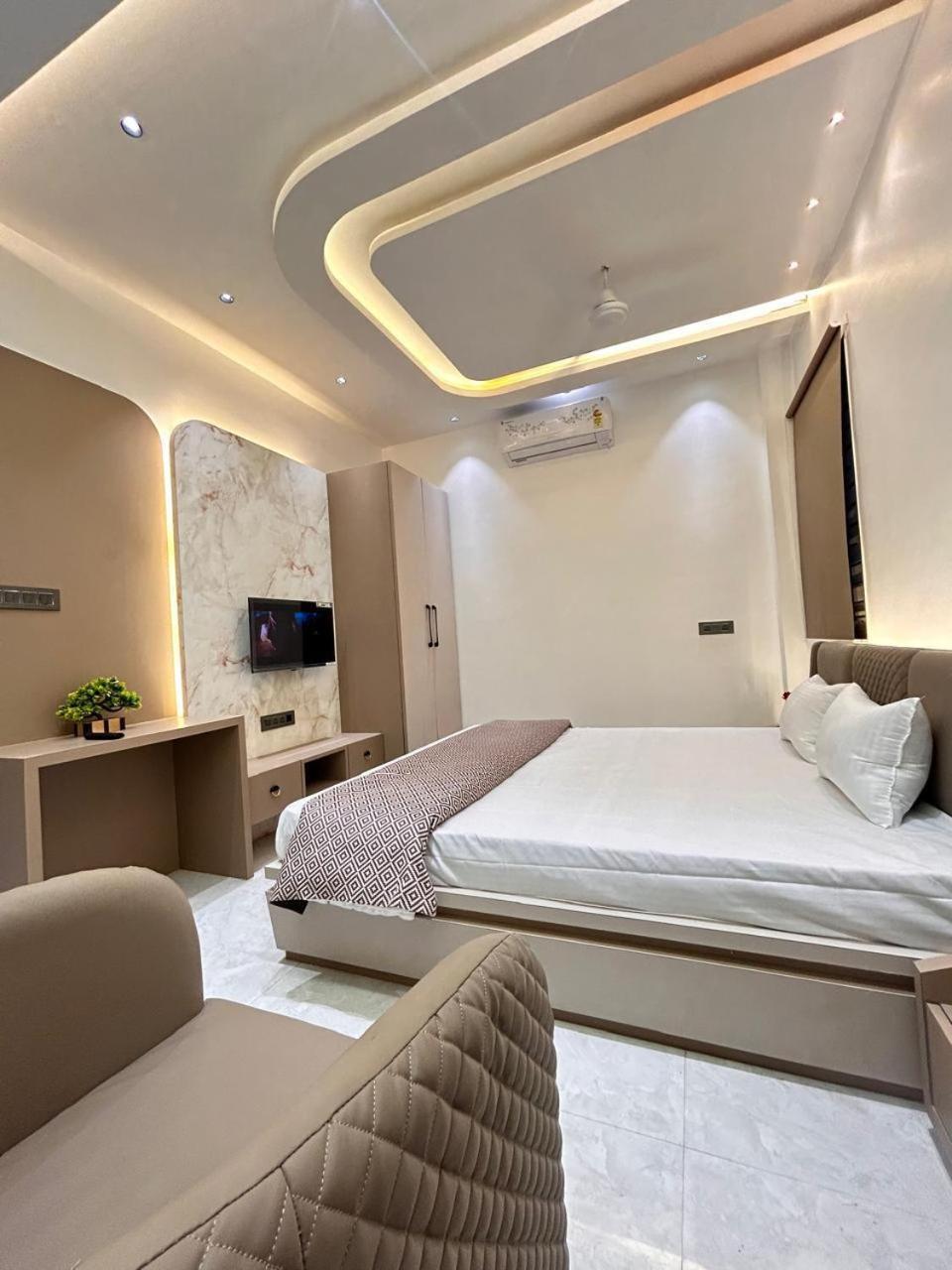 Hotel Sleep Inn Indore Dış mekan fotoğraf